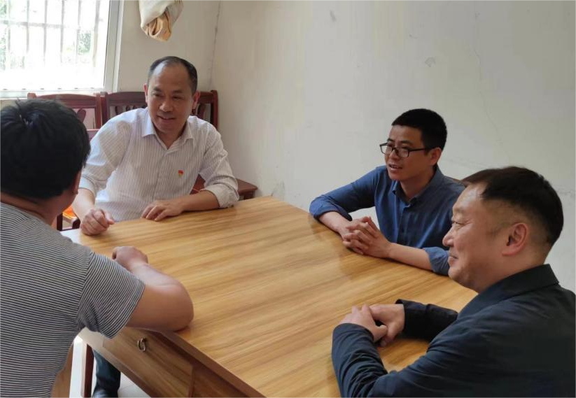 產(chǎn)業(yè)強(qiáng)基，民生為重，結(jié)對(duì)幫扶，攜手共富